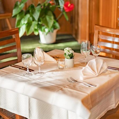 Hotel Restaurant Bad Gutenburg Lotzwil Buitenkant foto